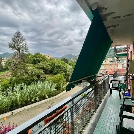 Casa De Amigos Apartman Rapallo